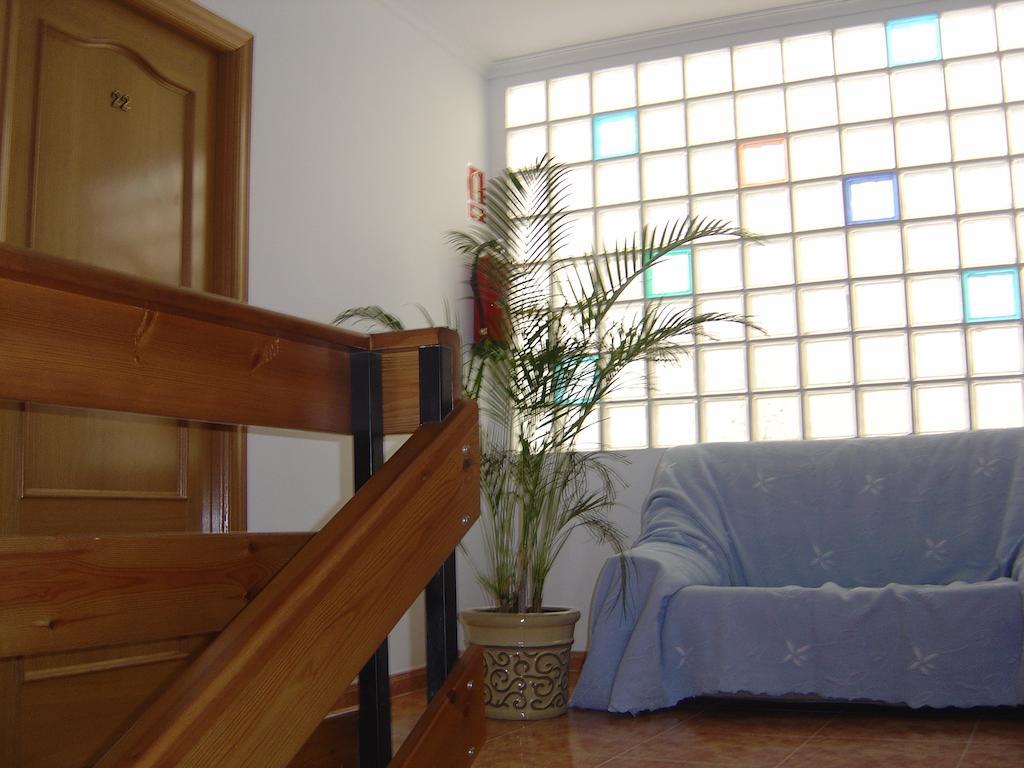 Hostal D'Ernes Alcala del Jucar Exterior photo